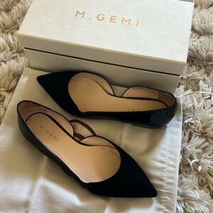 M. Gemi Suede Pointed Toe Flats Black Slip On Ballet 38 1/2
TTS 8.5 US women